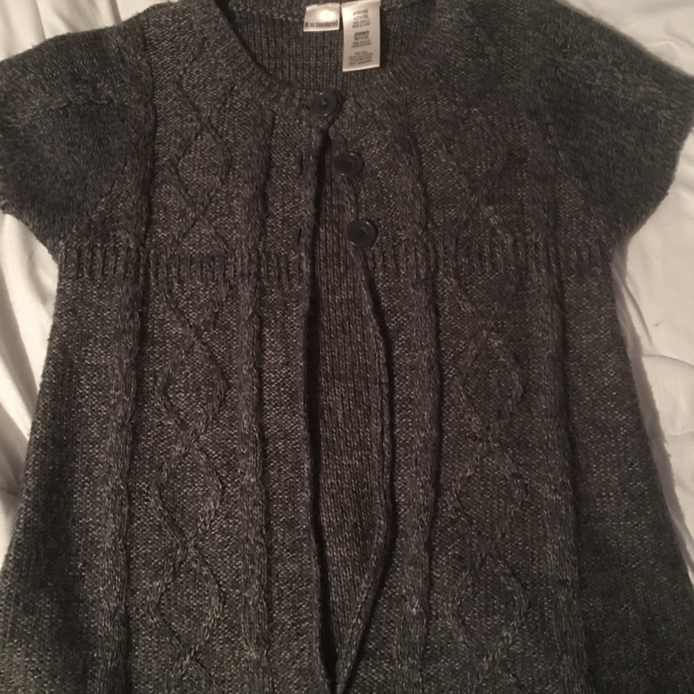 no boundaries sweater